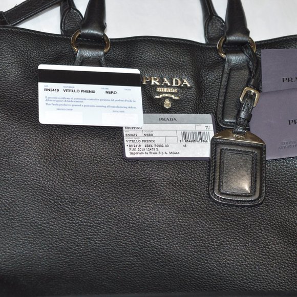 New Prada Crossbody Tote in Silver Perfect Thickness Italian Leather W Tags - Picture 4 of 12